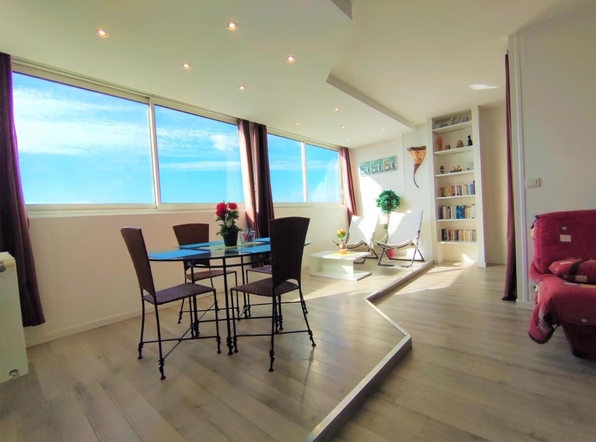 5 appartements indépendants situés à mi-chemin entre le Vieux Port et le Pont de l île de Ré La Rochelle  Extérieur photo