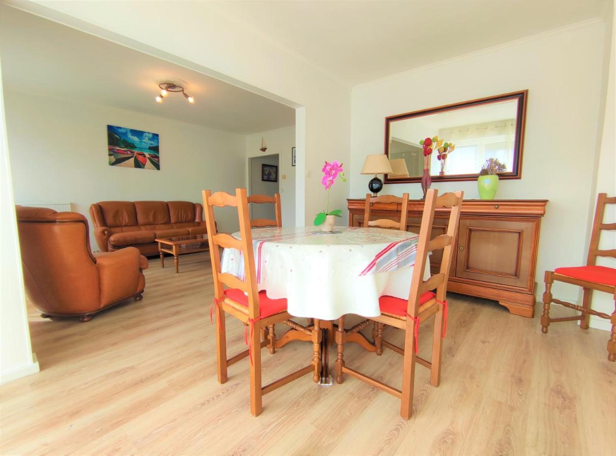 5 appartements indépendants situés à mi-chemin entre le Vieux Port et le Pont de l île de Ré La Rochelle  Extérieur photo