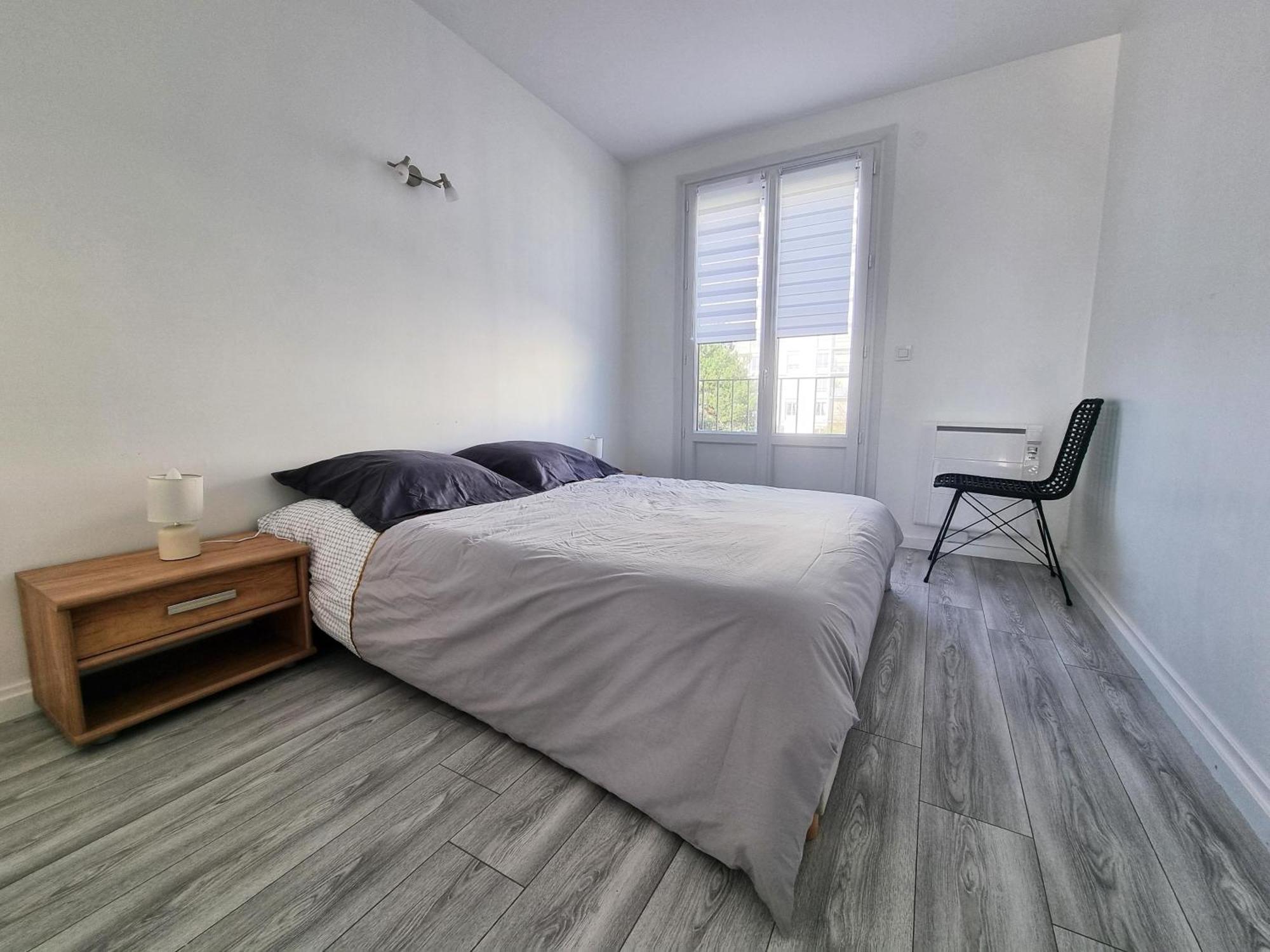 5 appartements indépendants situés à mi-chemin entre le Vieux Port et le Pont de l île de Ré La Rochelle  Extérieur photo